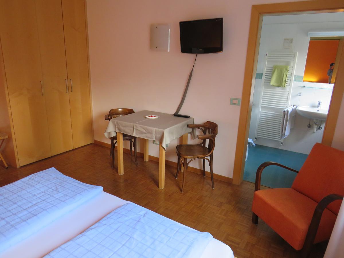Garnì Domus Mea Hotel Merano Ngoại thất bức ảnh