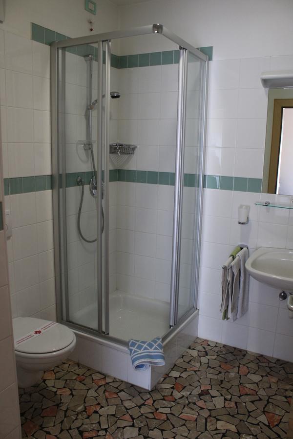 Garnì Domus Mea Hotel Merano Ngoại thất bức ảnh