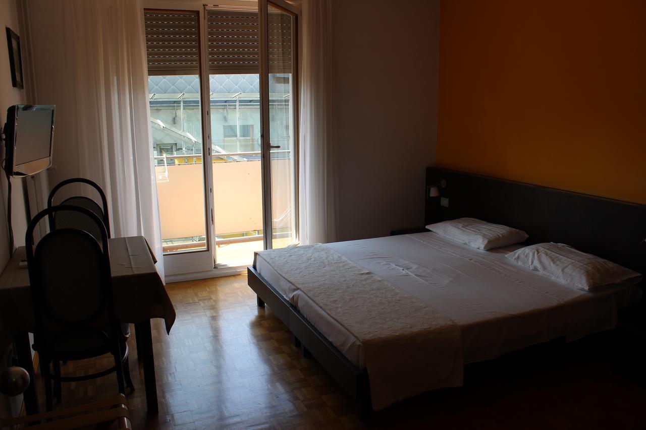 Garnì Domus Mea Hotel Merano Ngoại thất bức ảnh